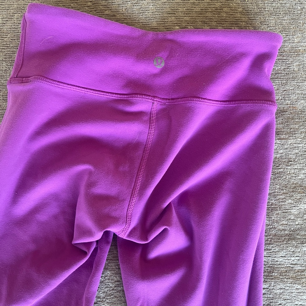 lululemon athletica reversible black and  Violet Leggings